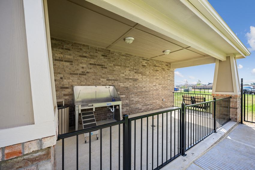 Shannon Creek Apartments, 1650 Candler Dr, Burleson, TX RentCafe